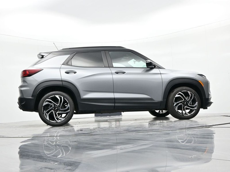 Chevrolet Trailblazer Vehicle Full-screen Gallery Image 24