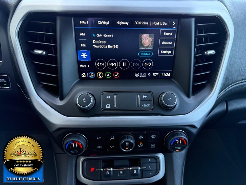 GMC Acadia Vehicle Full-screen Gallery Image 21