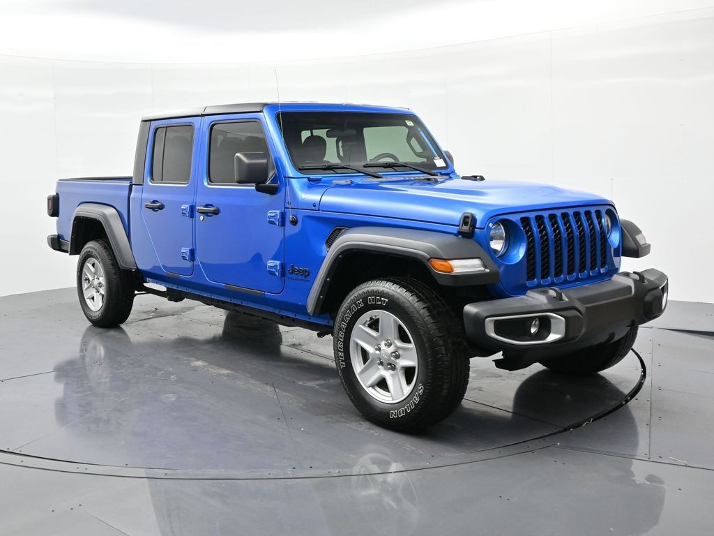 Jeep Gladiator Vehicle Full-screen Gallery Image 4