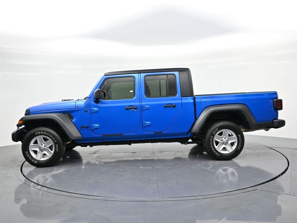 Jeep Gladiator Vehicle Full-screen Gallery Image 9