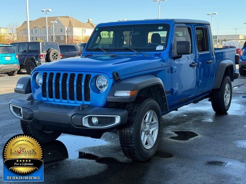 Jeep Gladiator Vehicle Full-screen Gallery Image 5
