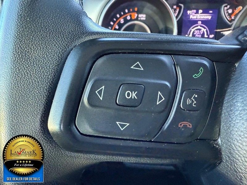 Jeep Gladiator Vehicle Full-screen Gallery Image 10