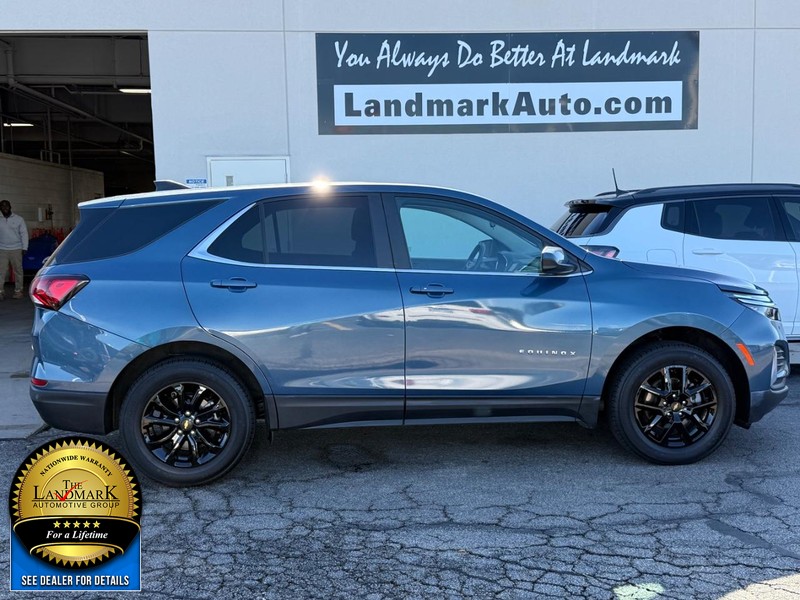 Chevrolet Equinox Vehicle Full-screen Gallery Image 2