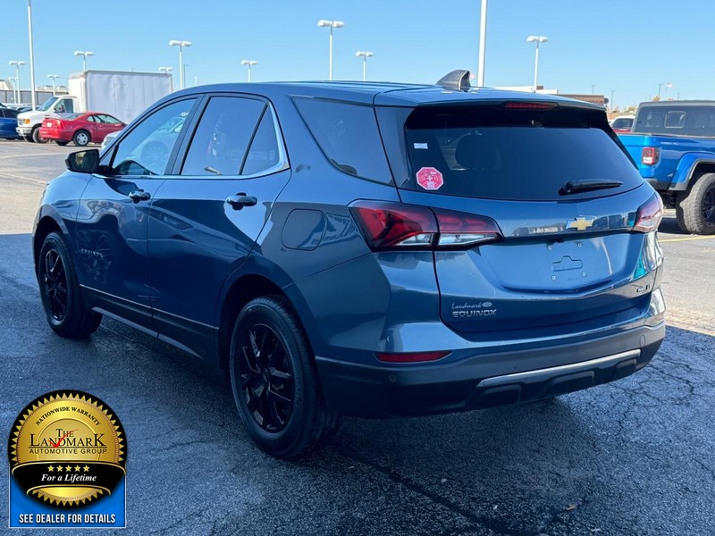 Chevrolet Equinox Vehicle Full-screen Gallery Image 8