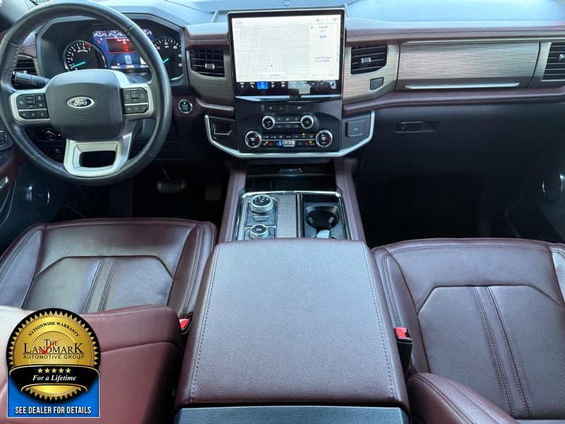 Ford Expedition Vehicle Full-screen Gallery Image 19