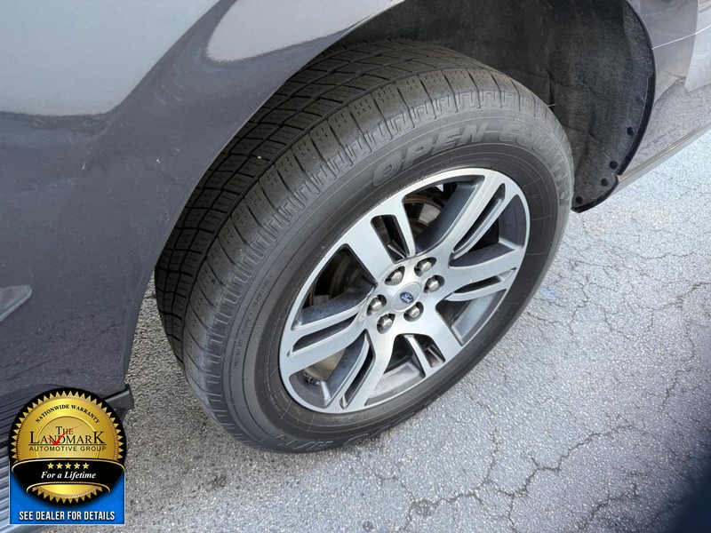 Ford Expedition Vehicle Full-screen Gallery Image 23