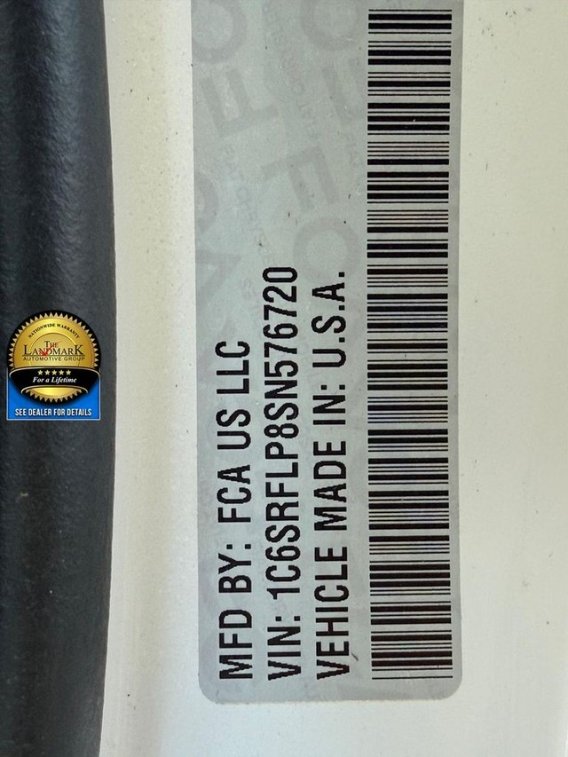 Ram 1500 Vehicle Full-screen Gallery Image 22