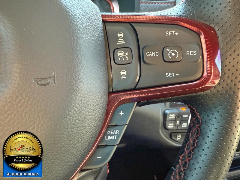 Ram 1500 Vehicle Full-screen Gallery Image 11