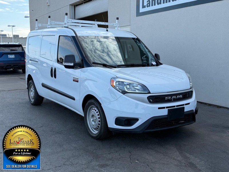 Ram ProMaster City Cargo Van Vehicle Full-screen Gallery Image 2