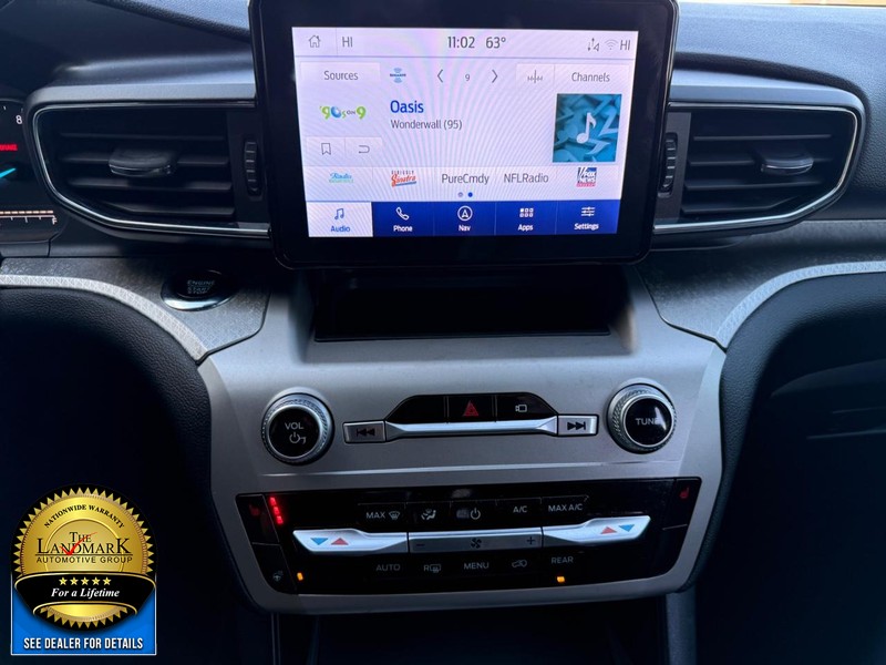 Ford Explorer Vehicle Full-screen Gallery Image 22