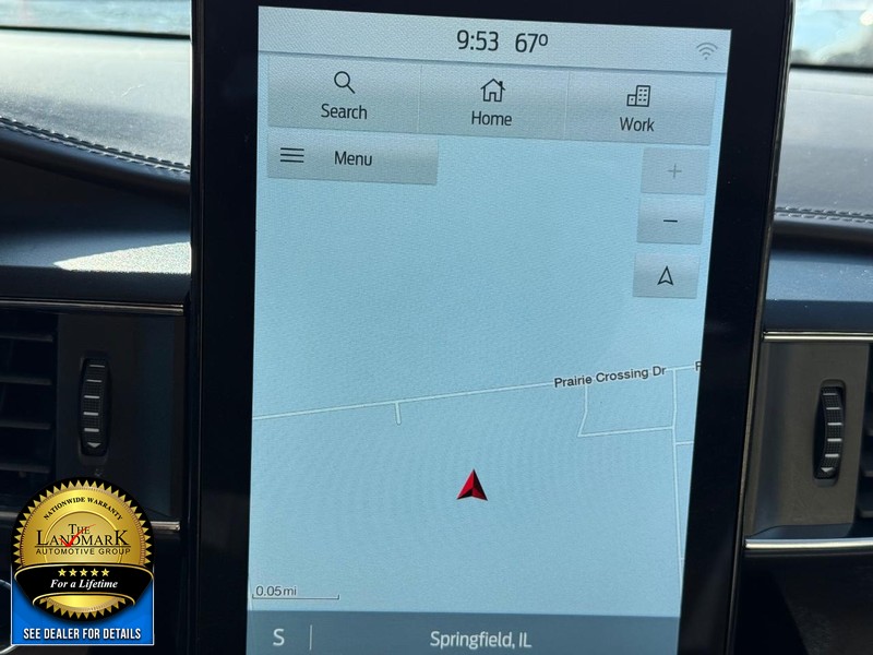 Ford Explorer Vehicle Full-screen Gallery Image 15