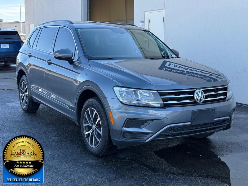 Volkswagen Tiguan Vehicle Full-screen Gallery Image 2