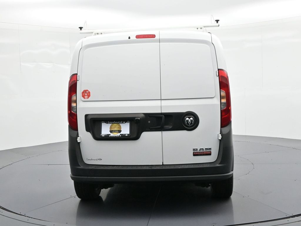 Ram ProMaster City Cargo Van Vehicle Full-screen Gallery Image 7