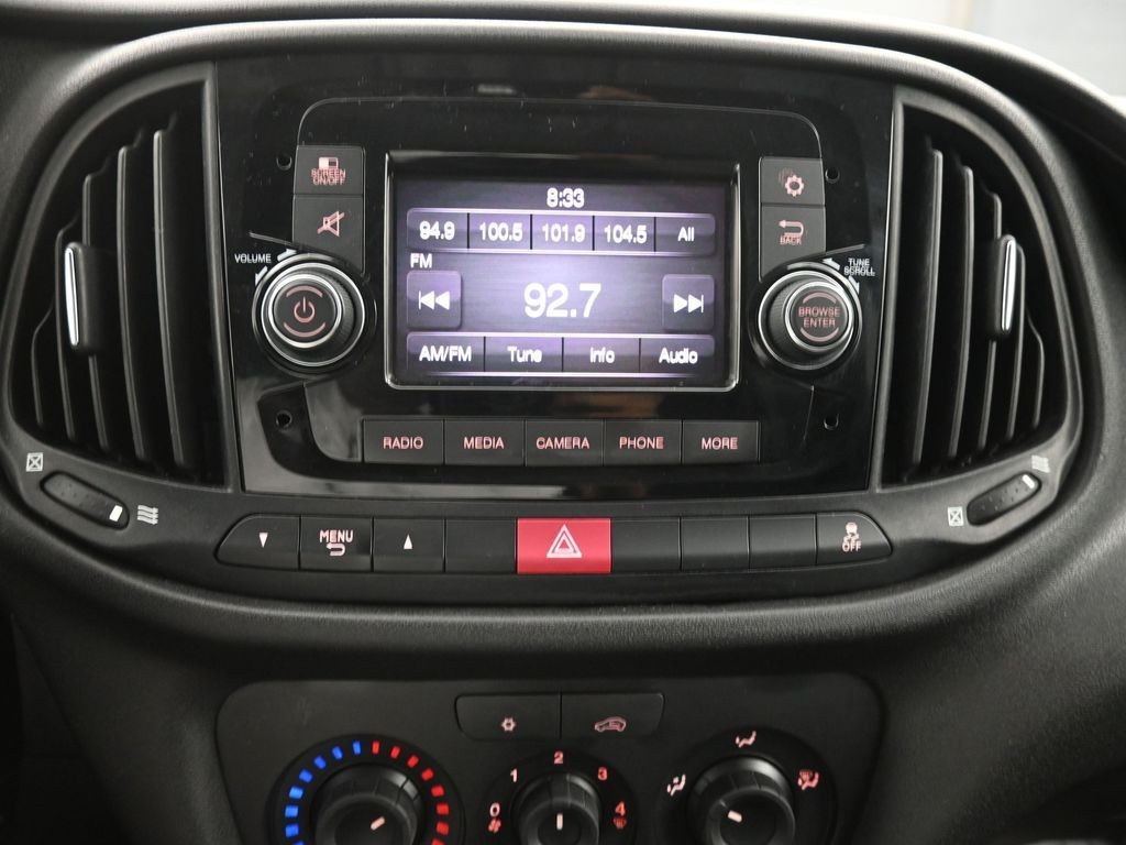 Ram ProMaster City Cargo Van Vehicle Full-screen Gallery Image 11