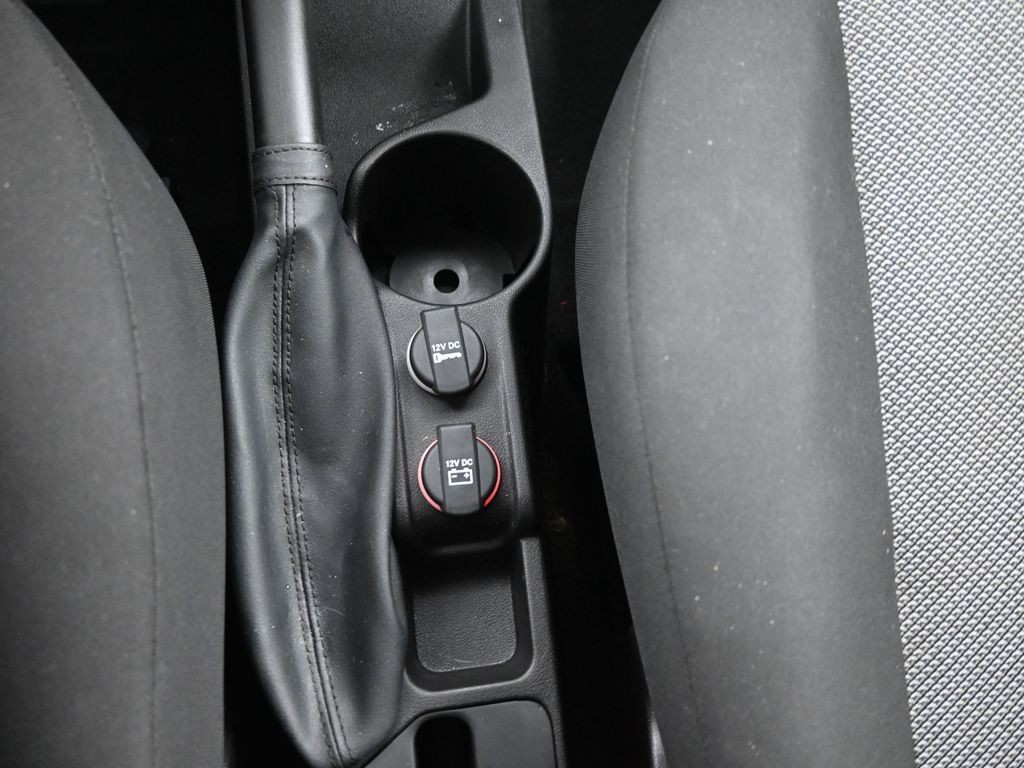 Ram ProMaster City Cargo Van Vehicle Full-screen Gallery Image 14