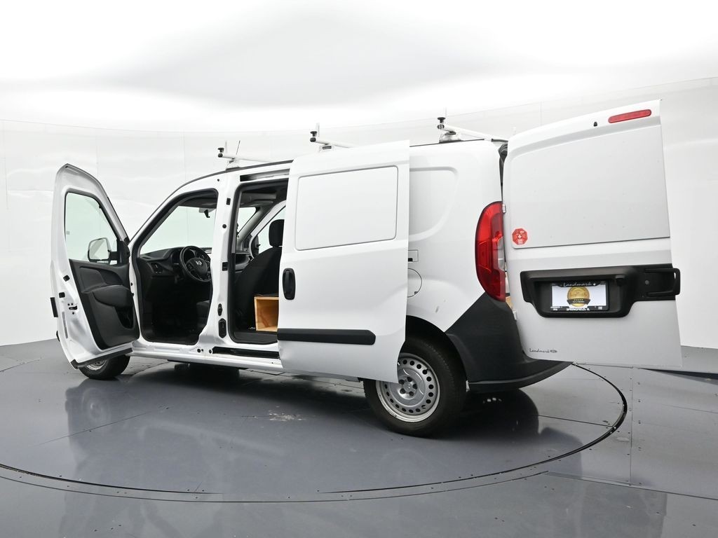 Ram ProMaster City Cargo Van Vehicle Full-screen Gallery Image 27