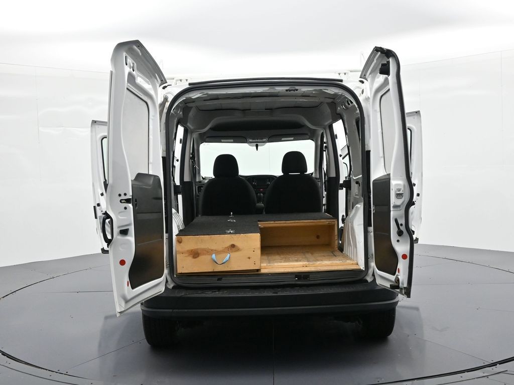 Ram ProMaster City Cargo Van Vehicle Full-screen Gallery Image 29