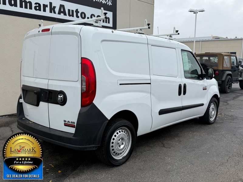 Ram ProMaster City Cargo Van Vehicle Full-screen Gallery Image 3