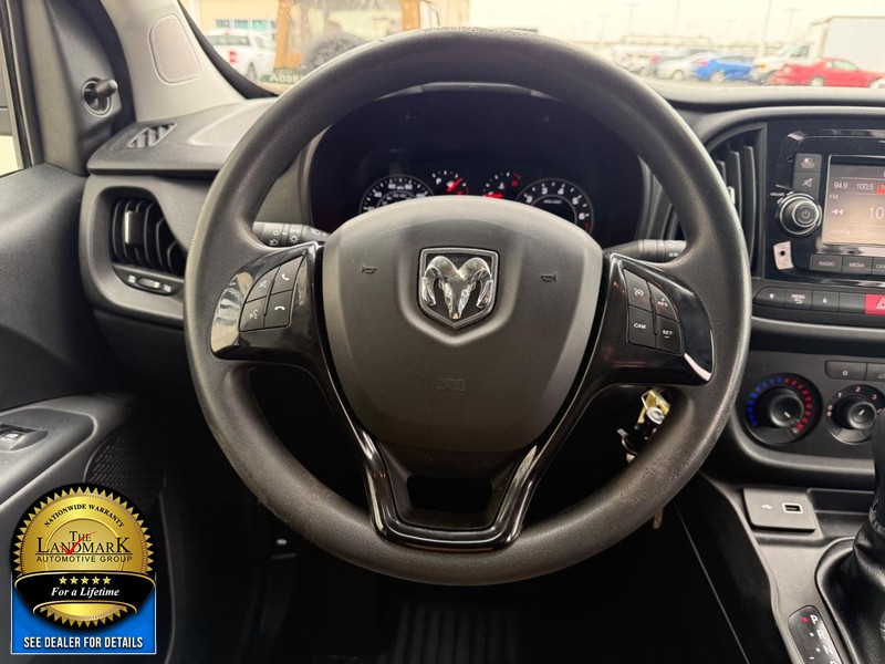 Ram ProMaster City Cargo Van Vehicle Full-screen Gallery Image 16