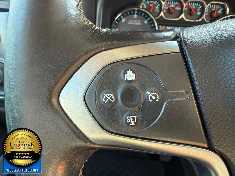 Chevrolet Silverado 1500 Vehicle Full-screen Gallery Image 10