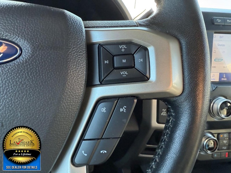 Ford F-150 Vehicle Full-screen Gallery Image 11