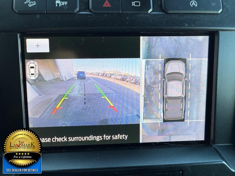 Ford F-150 Vehicle Full-screen Gallery Image 13