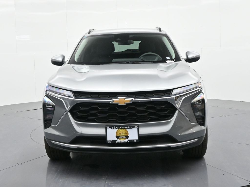 Chevrolet Trax Vehicle Full-screen Gallery Image 3
