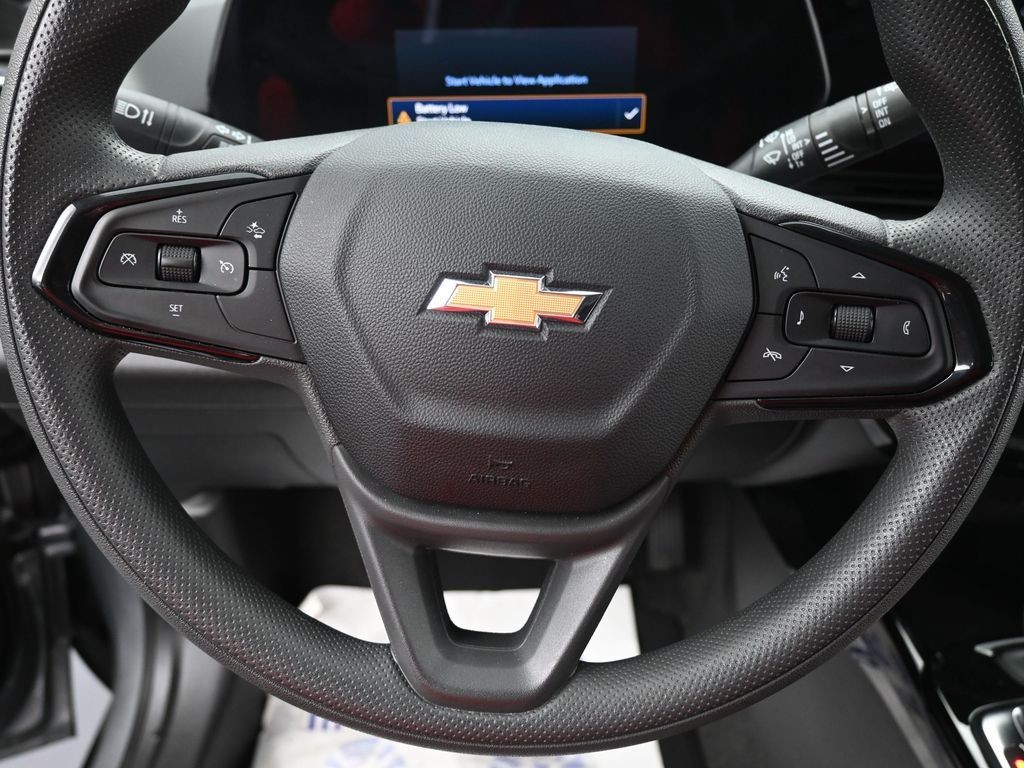 Chevrolet Trax Vehicle Full-screen Gallery Image 12