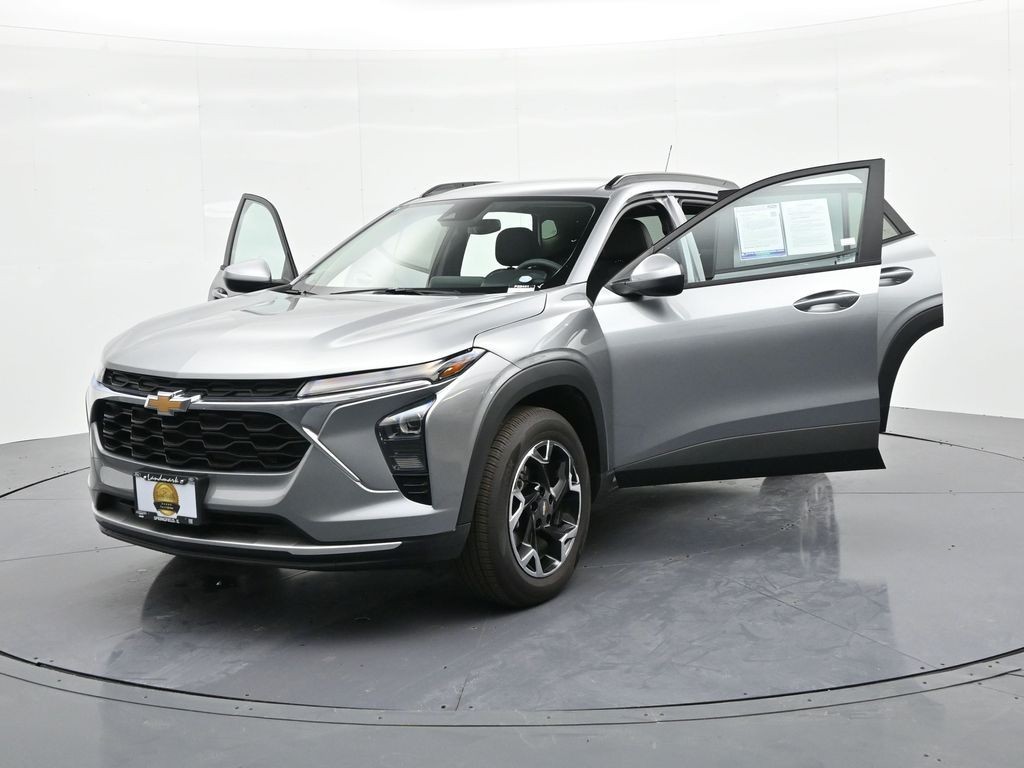 Chevrolet Trax Vehicle Full-screen Gallery Image 28