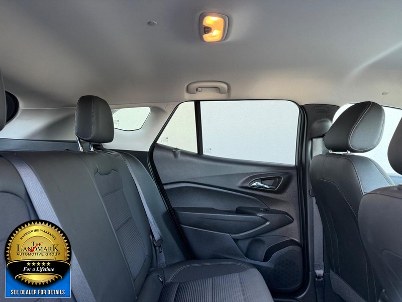 Chevrolet Trax Vehicle Full-screen Gallery Image 14