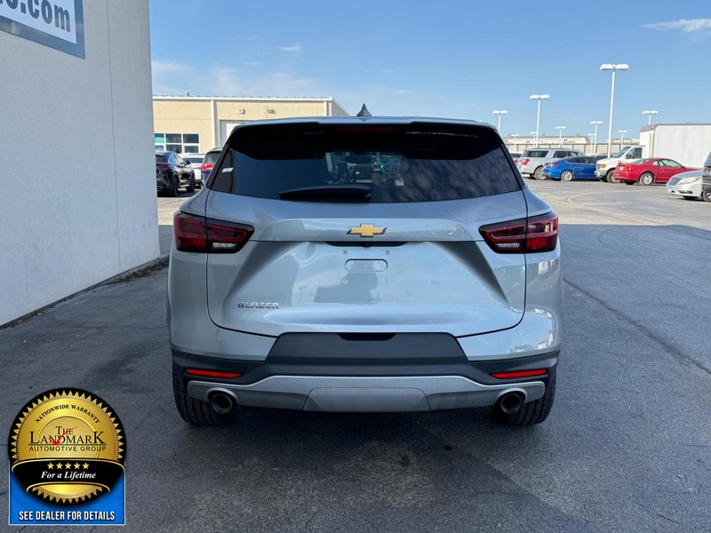 Chevrolet Blazer Vehicle Full-screen Gallery Image 7