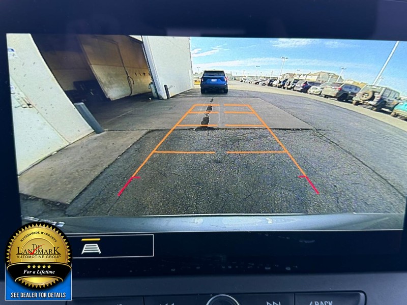 Chevrolet Blazer Vehicle Full-screen Gallery Image 13