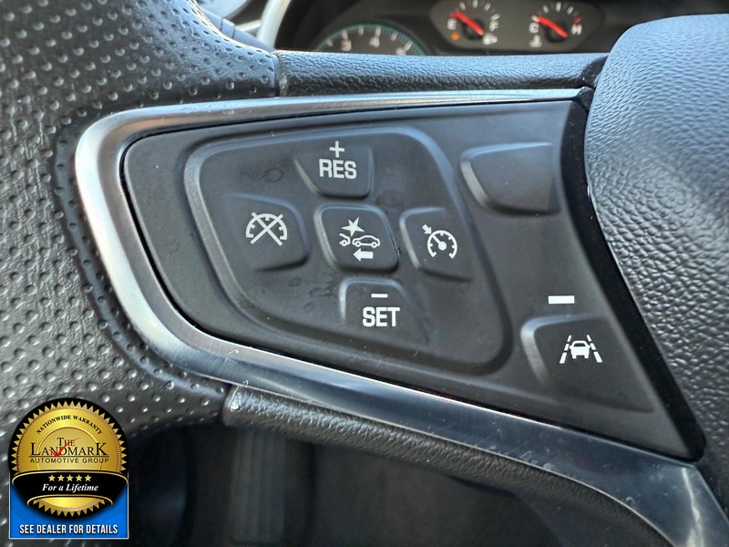 Chevrolet Malibu Vehicle Full-screen Gallery Image 10