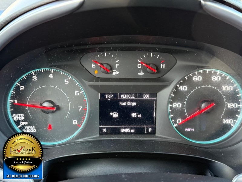 Chevrolet Malibu Vehicle Full-screen Gallery Image 12