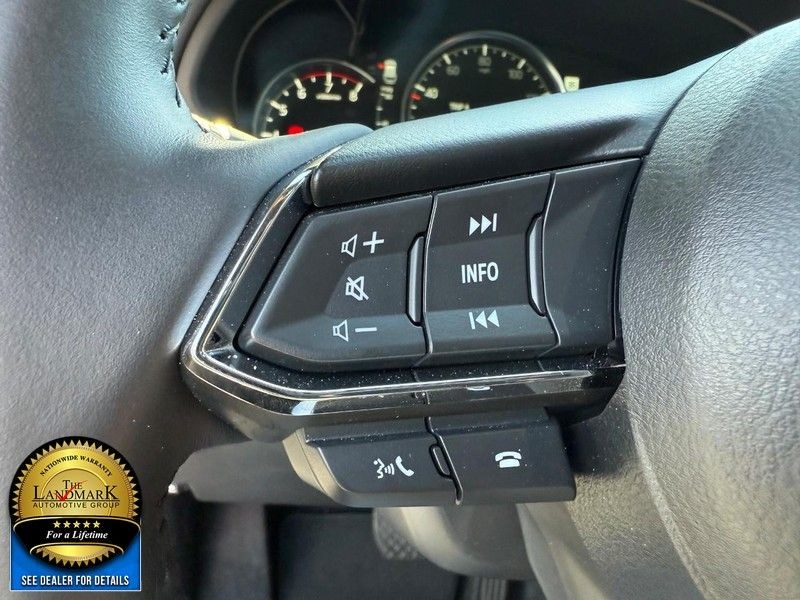 Mazda CX-5 Vehicle Full-screen Gallery Image 10