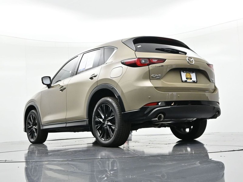 Mazda CX-5 Vehicle Full-screen Gallery Image 22