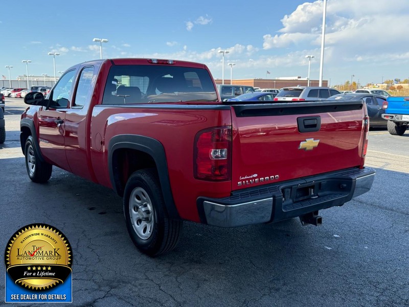 Chevrolet Silverado 1500 Vehicle Full-screen Gallery Image 6