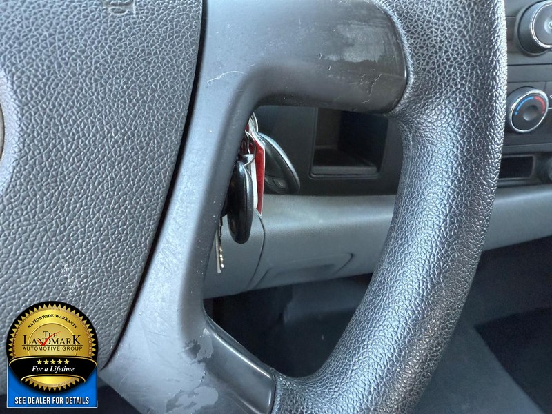 Chevrolet Silverado 1500 Vehicle Full-screen Gallery Image 11