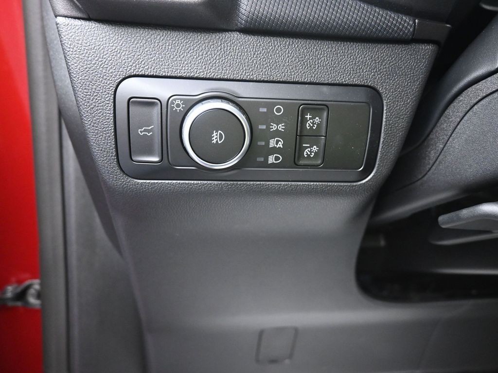 Ford Bronco Sport Vehicle Full-screen Gallery Image 14