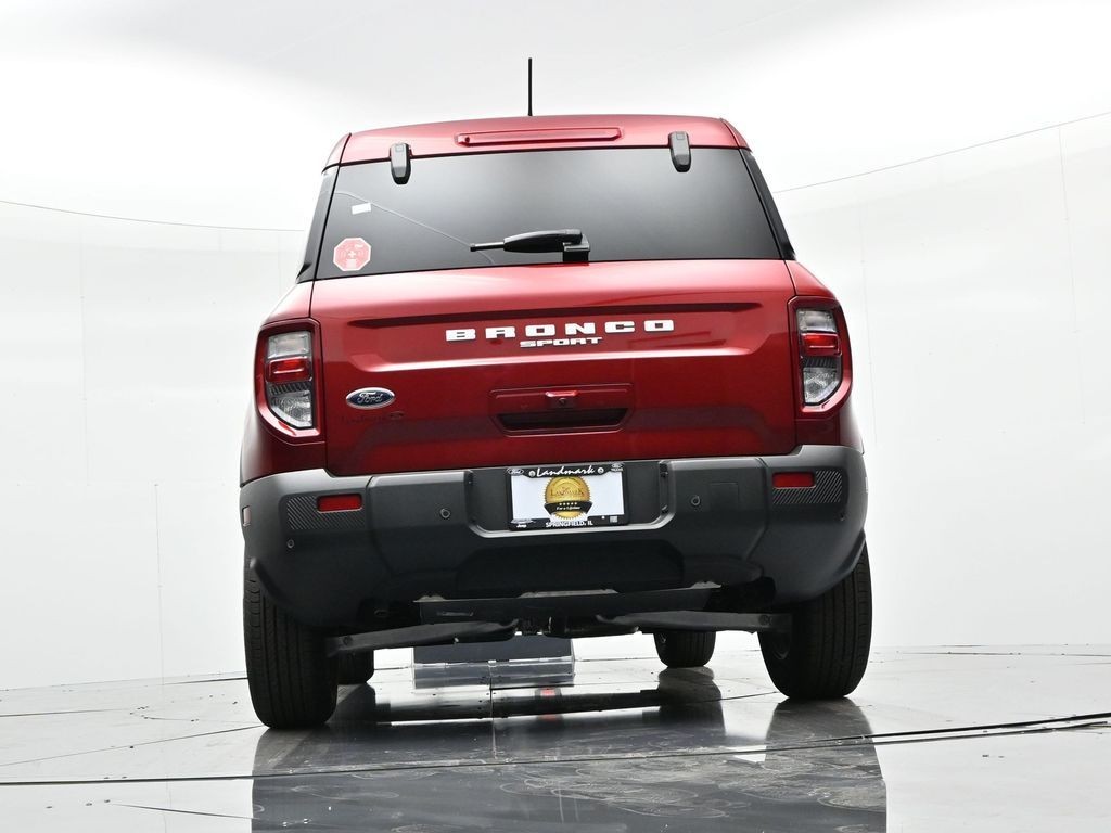 Ford Bronco Sport Vehicle Full-screen Gallery Image 22