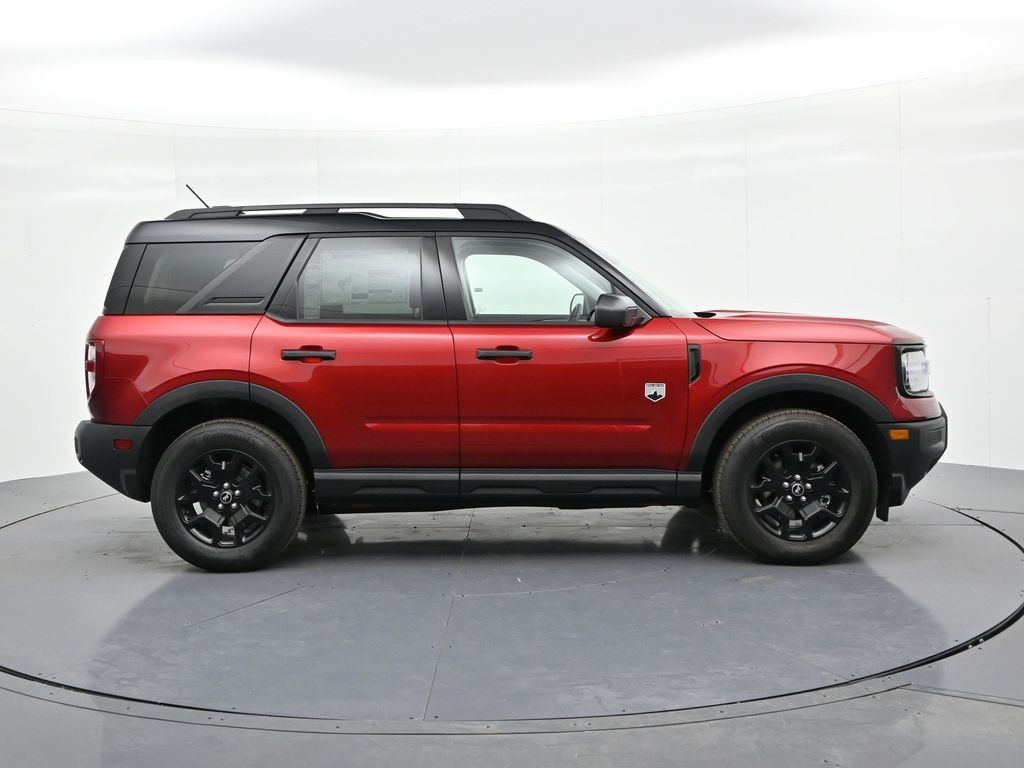 Ford Bronco Sport Vehicle Full-screen Gallery Image 5