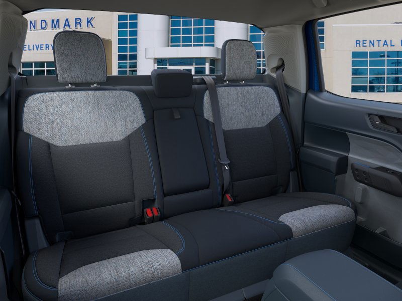 Ford Maverick Vehicle Full-screen Gallery Image 11