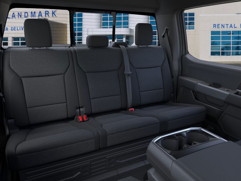 Ford F-150 Vehicle Full-screen Gallery Image 11