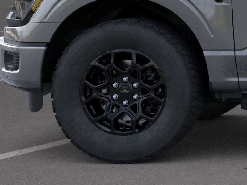 Ford F-150 Vehicle Full-screen Gallery Image 19