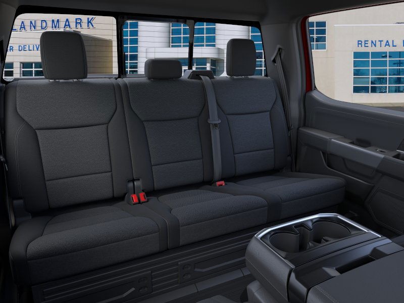 Ford F-150 Vehicle Full-screen Gallery Image 11