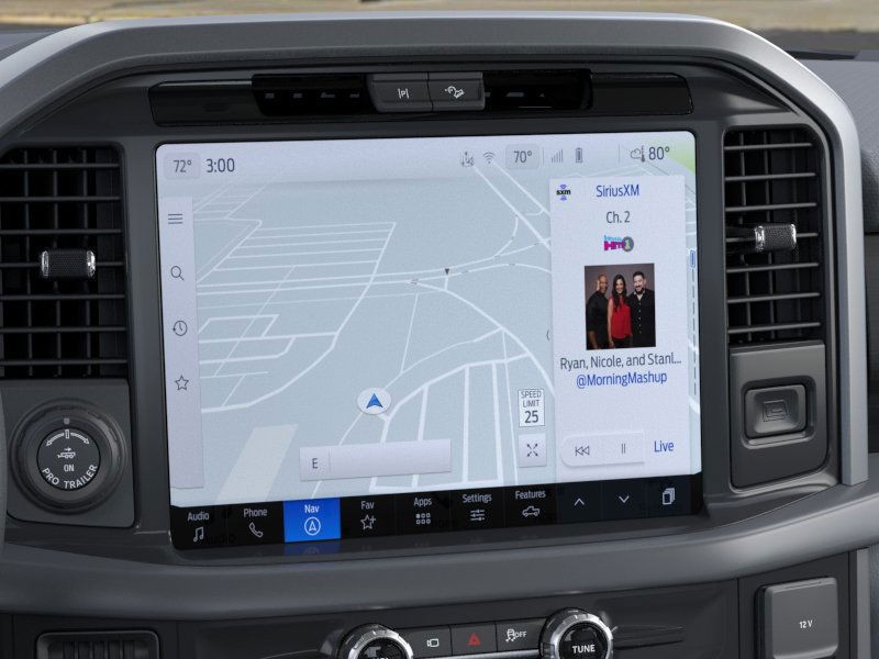 Ford F-150 Vehicle Full-screen Gallery Image 14