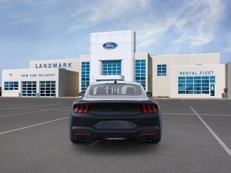 Ford Mustang Vehicle Full-screen Gallery Image 5