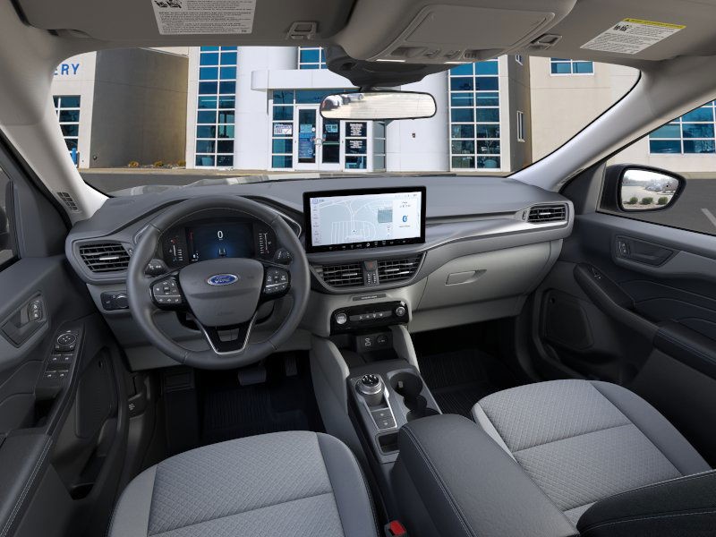 Ford Escape Vehicle Full-screen Gallery Image 9