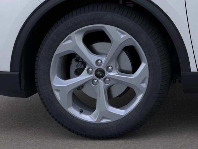 Ford Escape Vehicle Full-screen Gallery Image 19