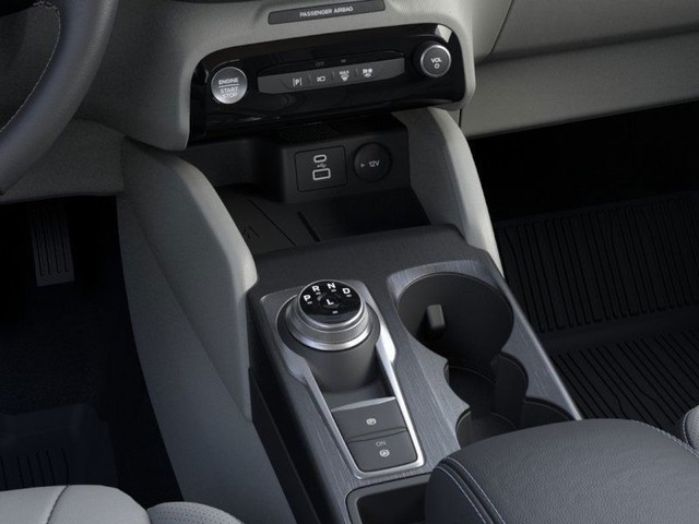 Ford Escape Plug-In Hybrid Vehicle Full-screen Gallery Image 15